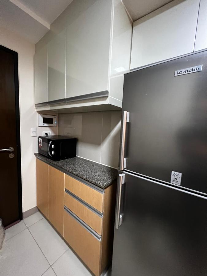 1 Bedroom Uptown Bgc Across Uptown Mall مانيلا المظهر الخارجي الصورة